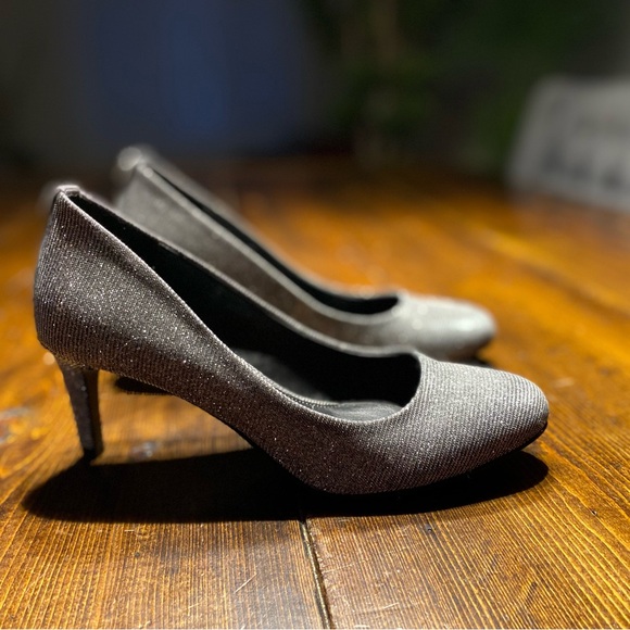 Michael Kors - Jenna Flex pump - Picture 4 of 7